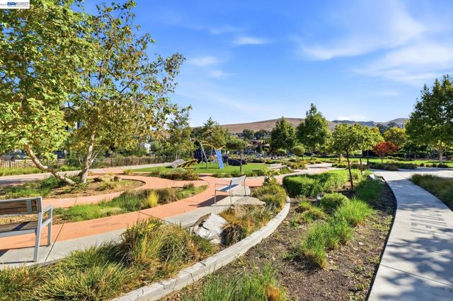 29226 Hub Lane, Hayward, CA 94544