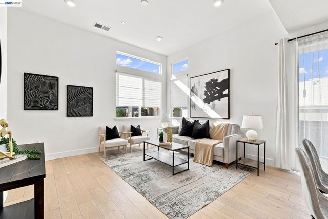 29226 Hub Lane, Hayward, CA 94544