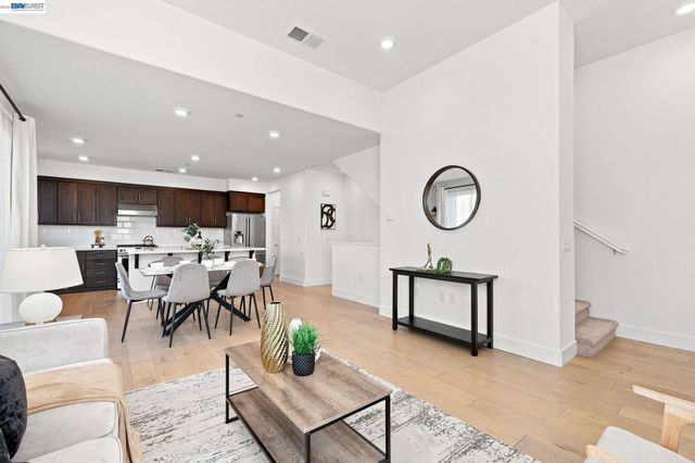 29226 Hub Lane, Hayward, CA 94544