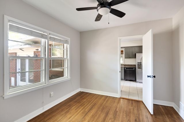 1328 COLONIAL RD, Memphis, TN 38117