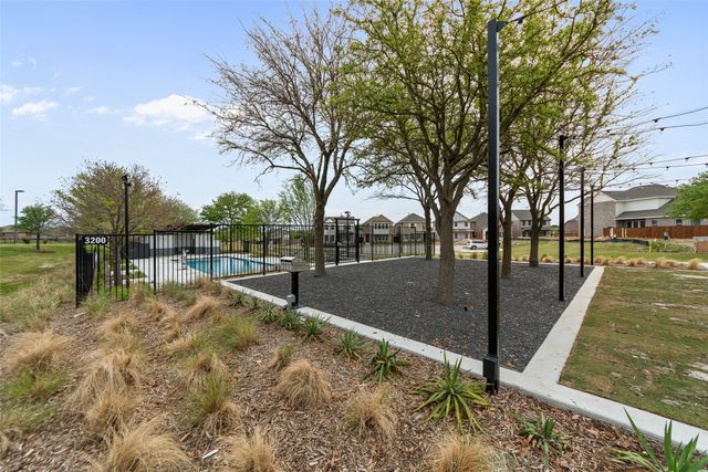 800 Emerling, Mckinney, TX 75069