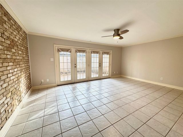 806 Wax Myrtle Lane, Houston, TX 77079