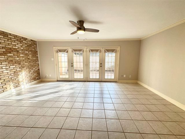 806 Wax Myrtle Lane, Houston, TX 77079