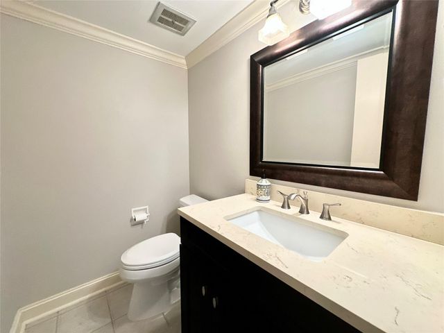 806 Wax Myrtle Lane, Houston, TX 77079