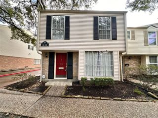 806 Wax Myrtle Lane, Houston, TX 77079