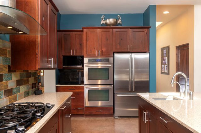 1858 Palacio Lane, Santa Fe, NM 87505