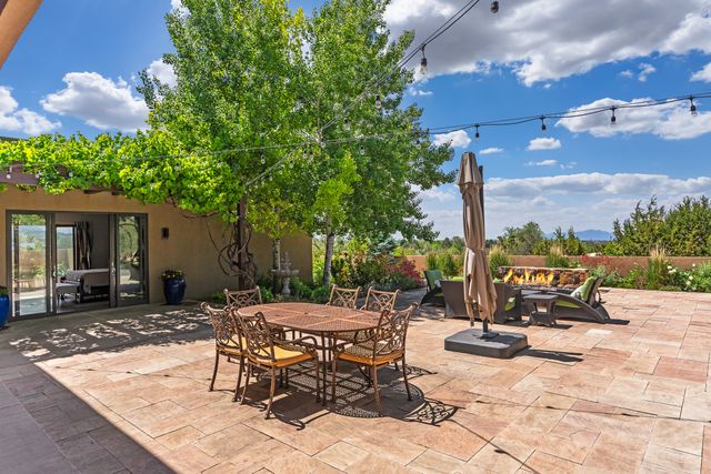 1858 Palacio Lane, Santa Fe, NM 87505