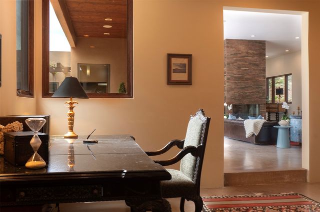 1858 Palacio Lane, Santa Fe, NM 87505