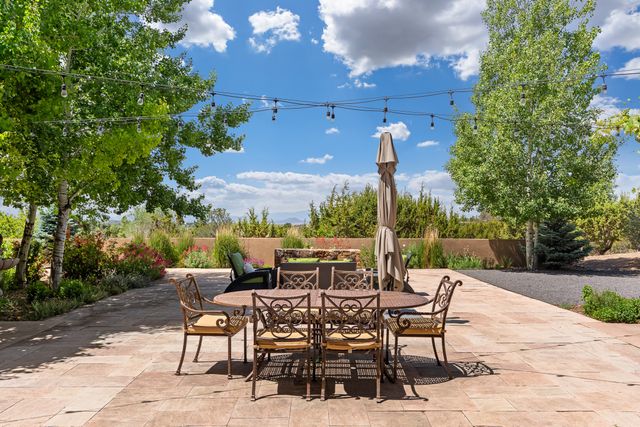 1858 Palacio Lane, Santa Fe, NM 87505