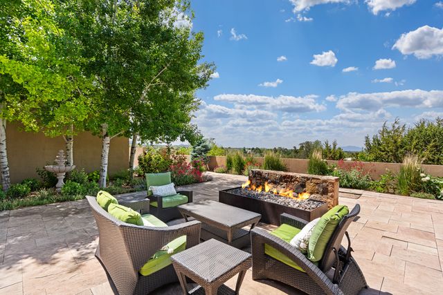 1858 Palacio Lane, Santa Fe, NM 87505