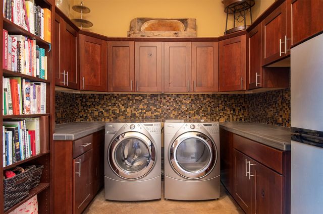 1858 Palacio Lane, Santa Fe, NM 87505