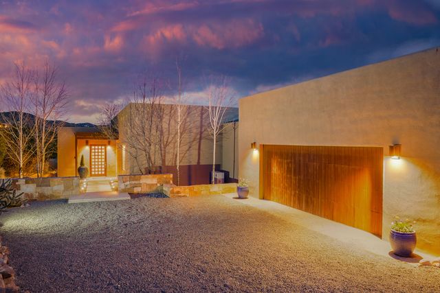1858 Palacio Lane, Santa Fe, NM 87505