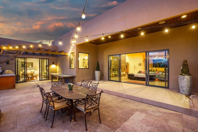 1858 Palacio Lane, Santa Fe, NM 87505