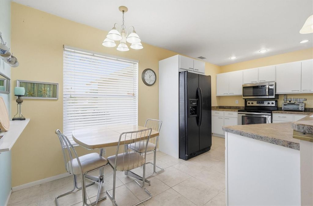 Image 13 of property listing at 1802 W 69TH STREET W, Bradenton, FL 34209