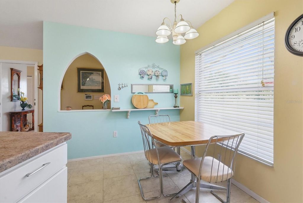 Image 16 of property listing at 1802 W 69TH STREET W, Bradenton, FL 34209