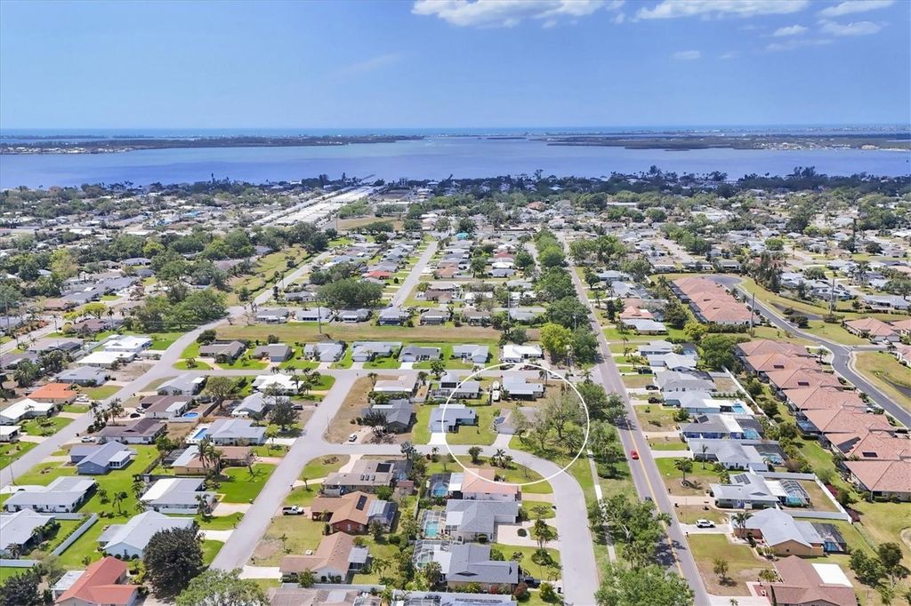 Image 31 of property listing at 1802 W 69TH STREET W, Bradenton, FL 34209