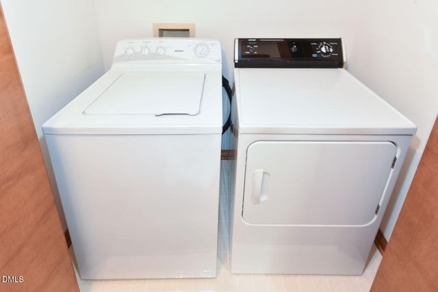 215 E Vance Street, Zebulon, NC 27597