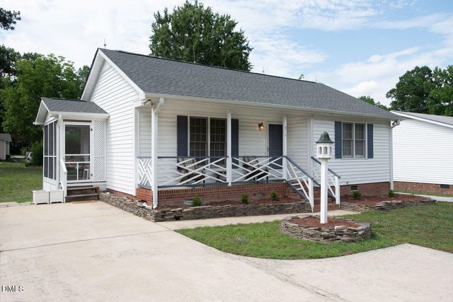 215 E Vance Street, Zebulon, NC 27597