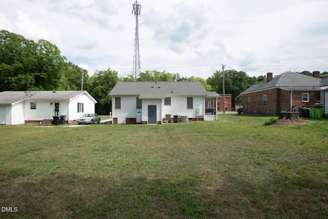 215 E Vance Street, Zebulon, NC 27597