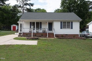 215 E Vance Street, Zebulon, NC 27597