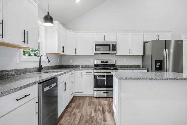 260 Rich Loop, Sparta, TN 38583