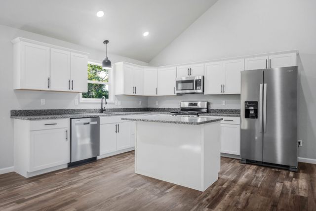 260 Rich Loop, Sparta, TN 38583