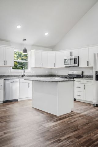 260 Rich Loop, Sparta, TN 38583
