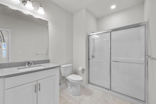 260 Martins Landing 402, North Reading, MA 01864