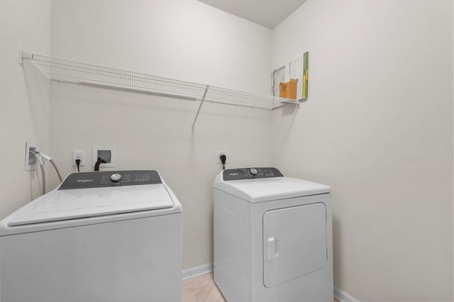 260 Martins Landing 402, North Reading, MA 01864