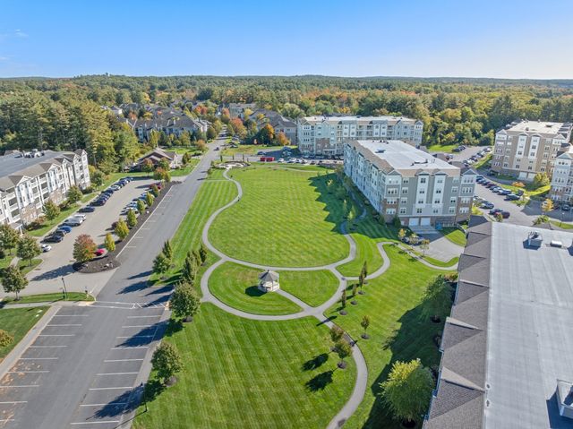 260 Martins Landing 402, North Reading, MA 01864