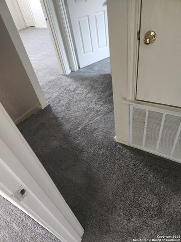 3215 Northwest Blvd, New Braunfels, TX 78130