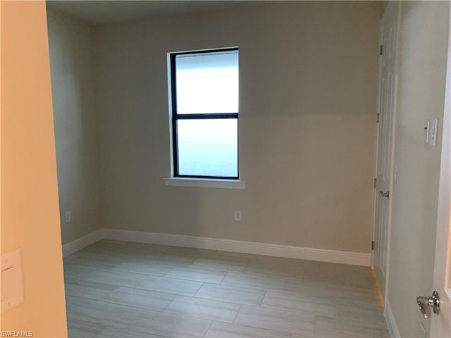 9108 Snowy Owl WAY, Naples, FL 34120