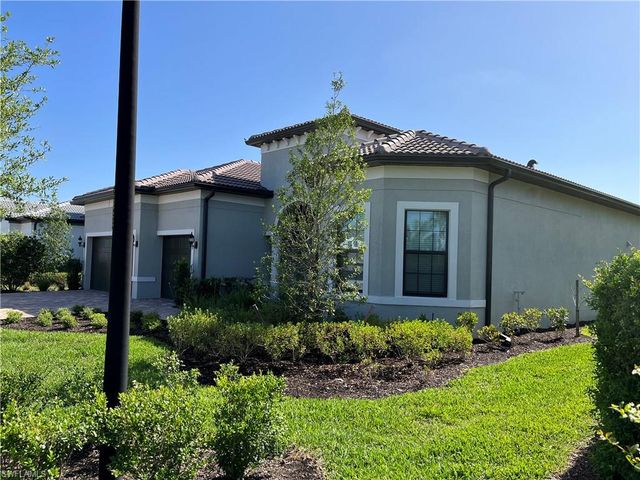 9108 Snowy Owl WAY, Naples, FL 34120