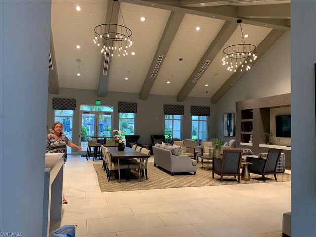 9108 Snowy Owl WAY, Naples, FL 34120