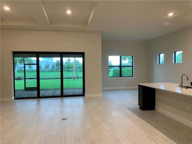9108 Snowy Owl WAY, Naples, FL 34120