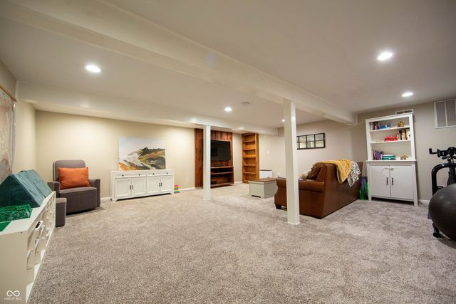 5234 W Olive Branch Road, Greenwood, IN 46143