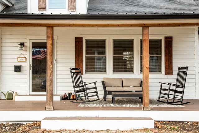 5234 W Olive Branch Road, Greenwood, IN 46143