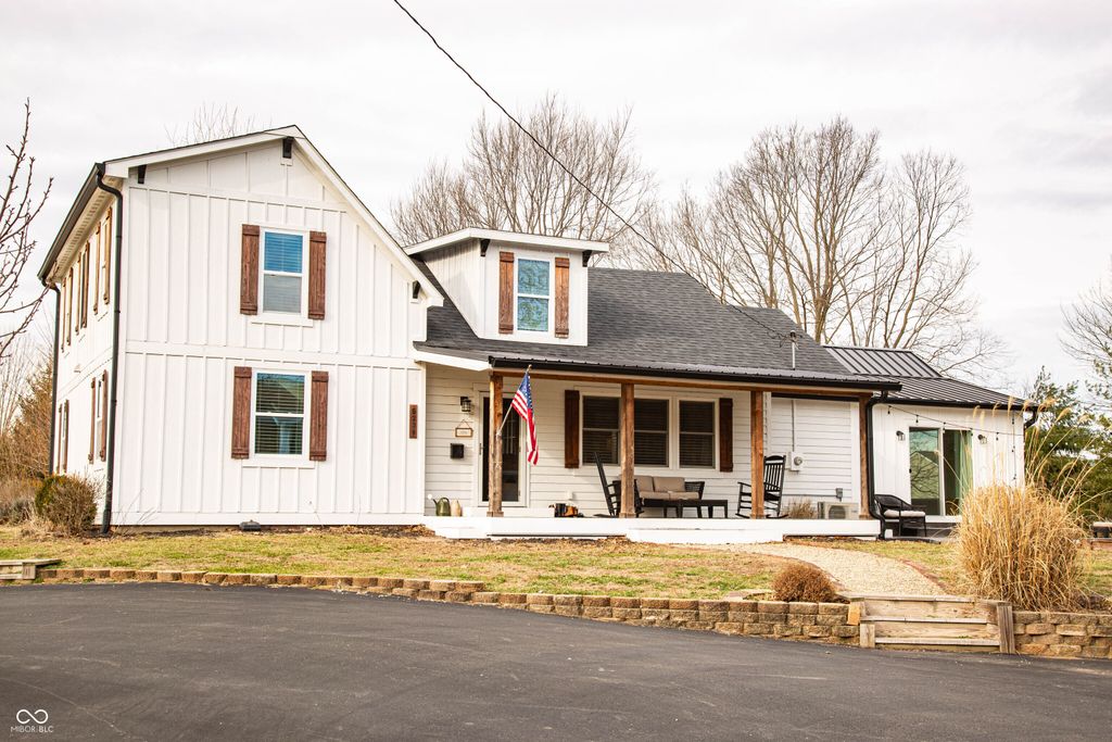 5234 W Olive Branch Road, Greenwood, IN 46143