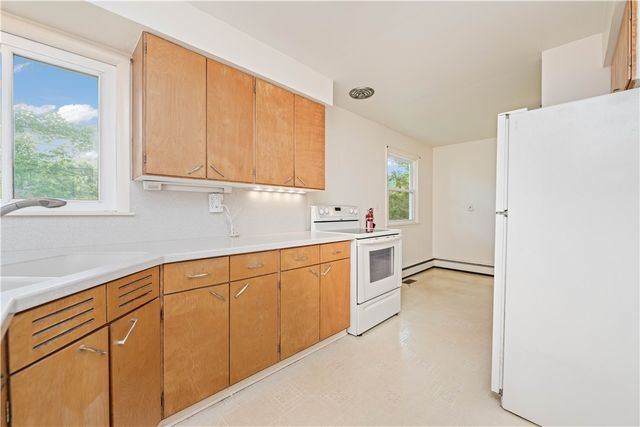 22 Ogden Parma Tl Road, Parma, NY 14559