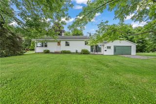 22 Ogden Parma Tl Road, Parma, NY 14559