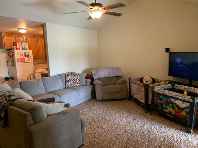 633 Marijean Way, Redding, CA 96003