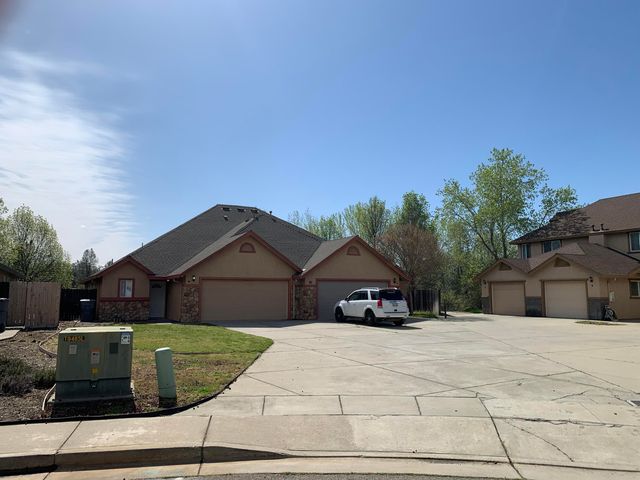 633 Marijean Way, Redding, CA 96003