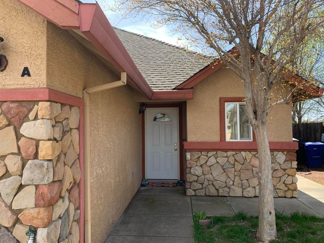 633 Marijean Way, Redding, CA 96003