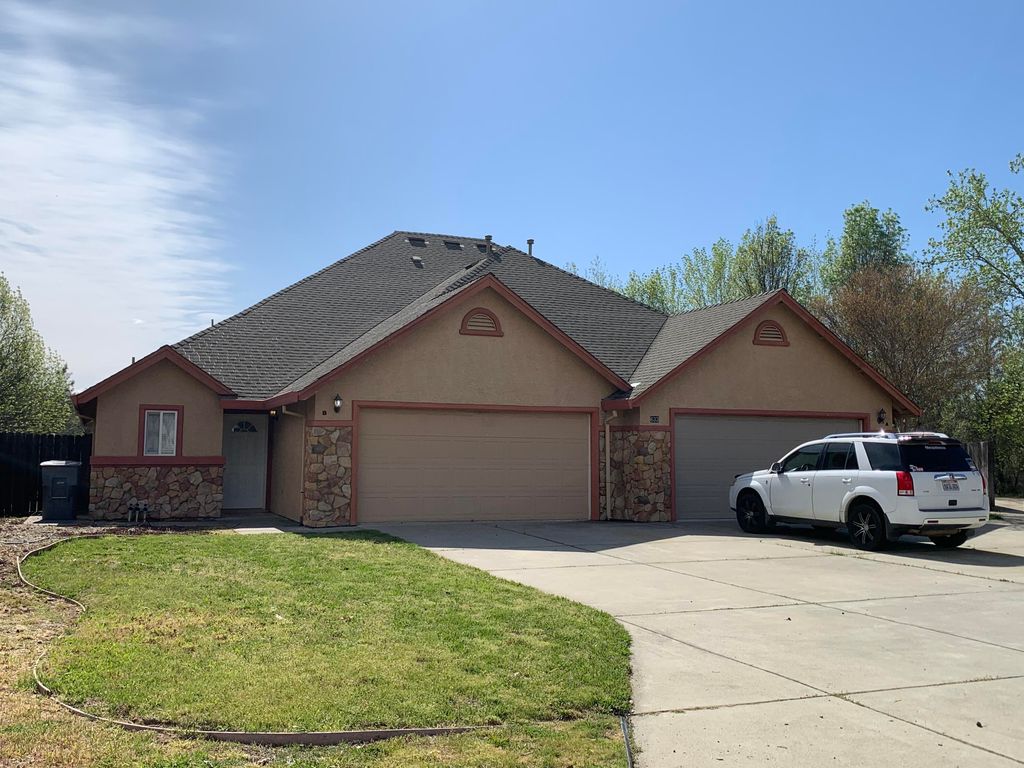 633 Marijean Way, Redding, CA 96003