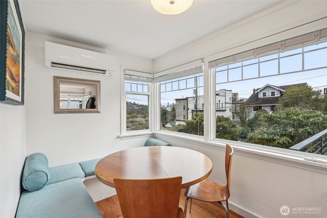 2418 W Boston, Seattle, WA 98199