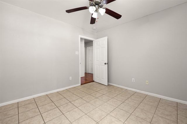 10319 Collingswood Road, La Porte, TX 77571