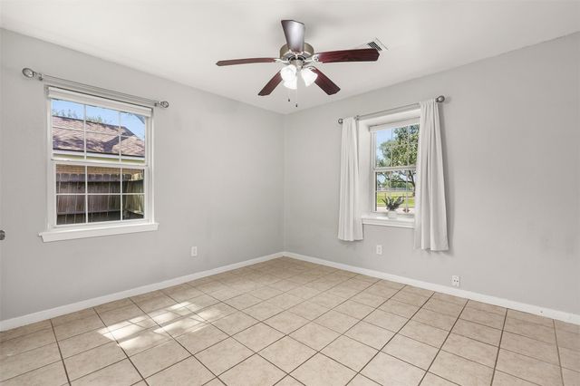 10319 Collingswood Road, La Porte, TX 77571