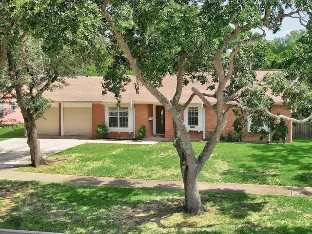 10319 Collingswood Road, La Porte, TX 77571