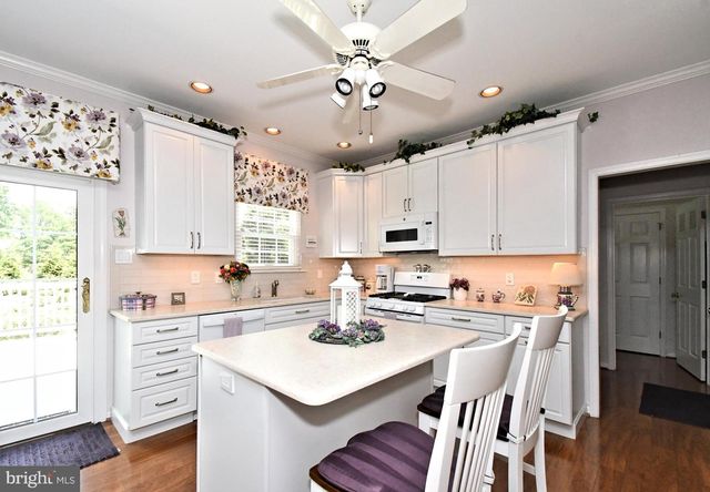 404 ENGLISH IVY DR, Warrington, PA 18976