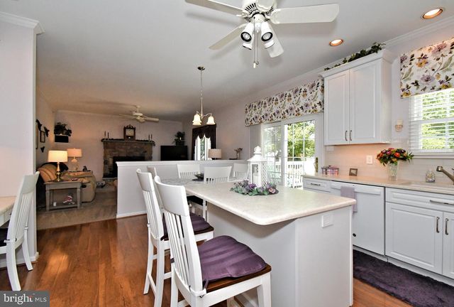 404 ENGLISH IVY DR, Warrington, PA 18976